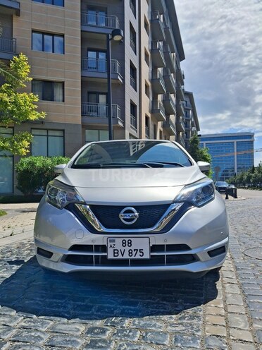 Nissan Note-1