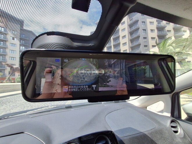 Nissan Note-7