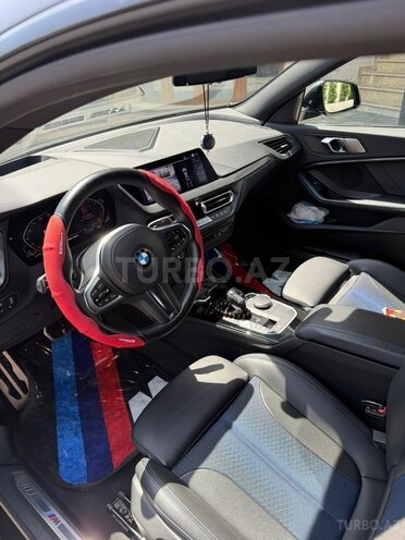 BMW 218-6