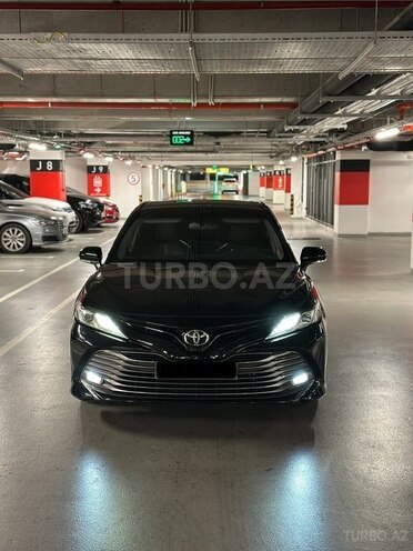 Toyota Camry-1