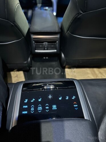 Toyota Camry-10