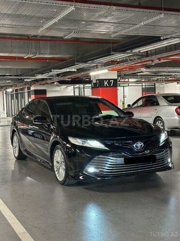 Toyota Camry-3