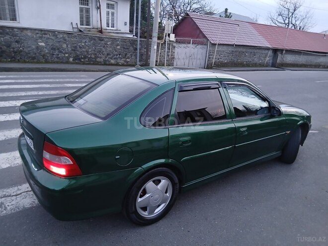 Opel Vectra-7