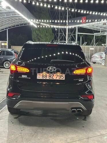 Hyundai Santa Fe-4
