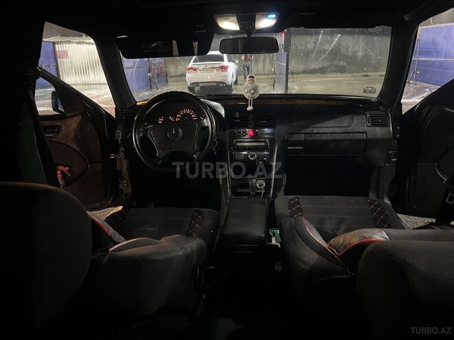 Mercedes C 220-9