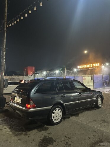 Mercedes C 220-18