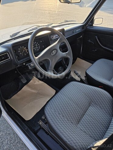 LADA (VAZ) 2107-8