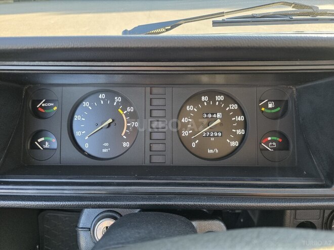 LADA (VAZ) 2107-9
