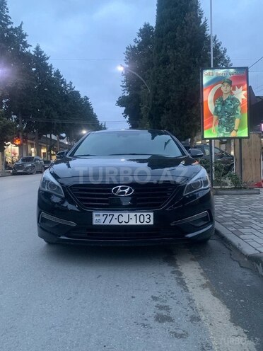 Hyundai Sonata-1