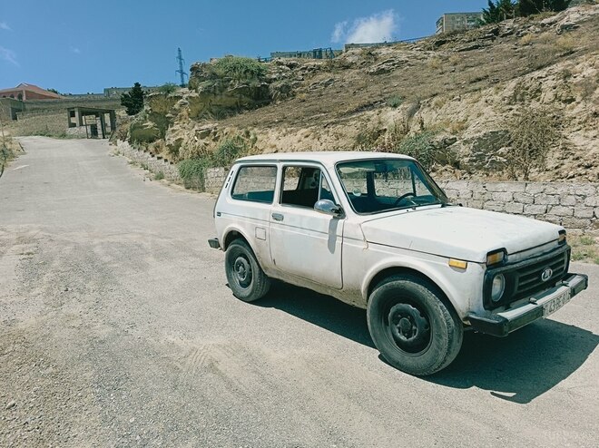 LADA (VAZ) Niva-1