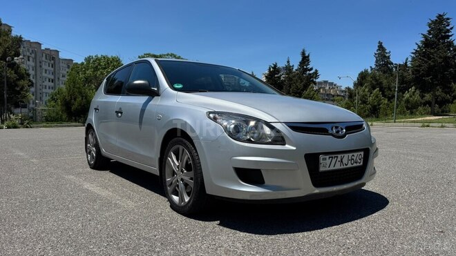 Hyundai i30-2