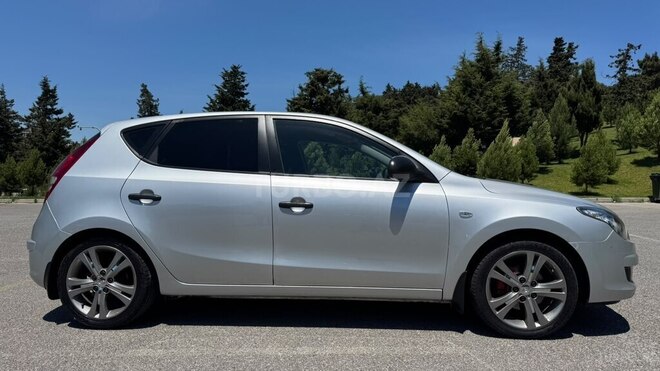 Hyundai i30-8