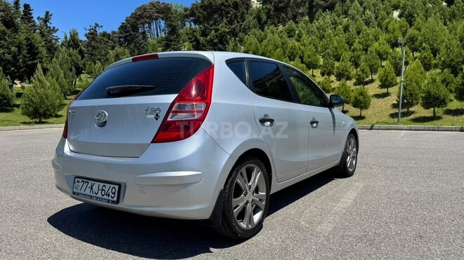 Hyundai i30-6