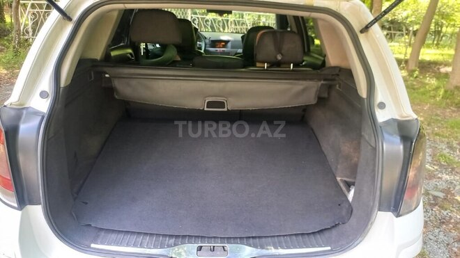 Opel Astra-13