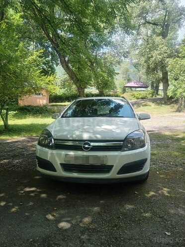 Opel Astra-11