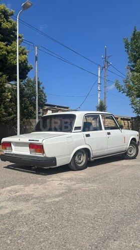 LADA (VAZ) 2107-15