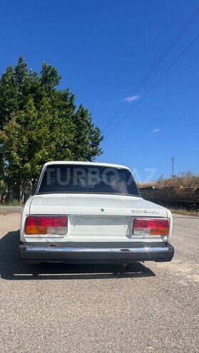 LADA (VAZ) 2107-17