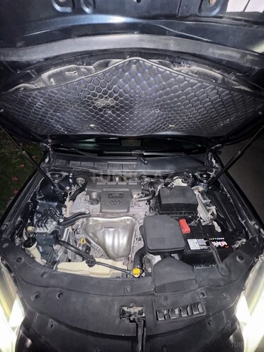 Toyota Camry-10