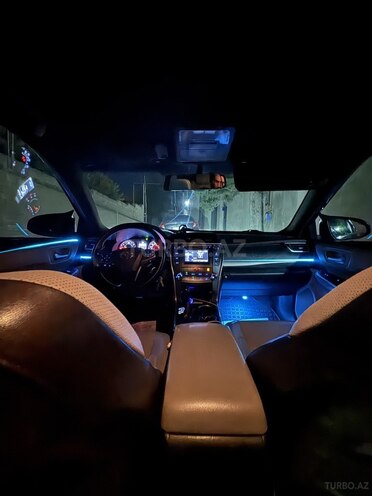 Toyota Camry-7