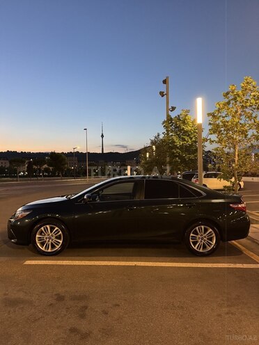Toyota Camry-2