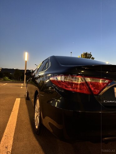 Toyota Camry-5