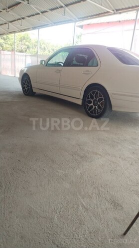 Mercedes E 240-3