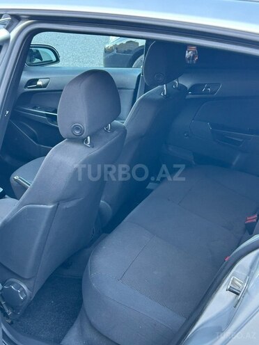Opel Astra-10