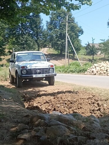 LADA (VAZ) Niva-1