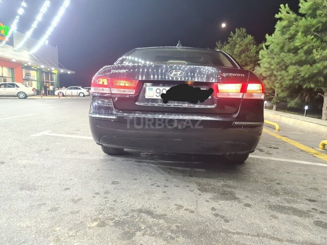 Hyundai Sonata-8