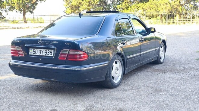 Mercedes E 220-6