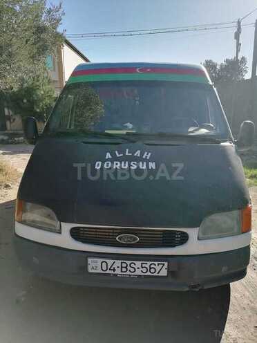 Ford Transit-1