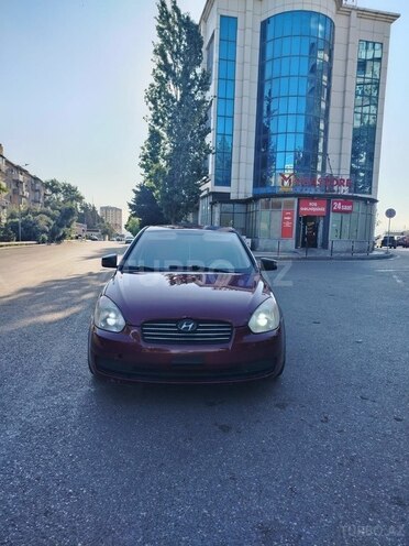 Hyundai Accent-1