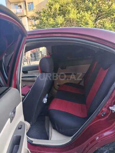 Hyundai Accent-9