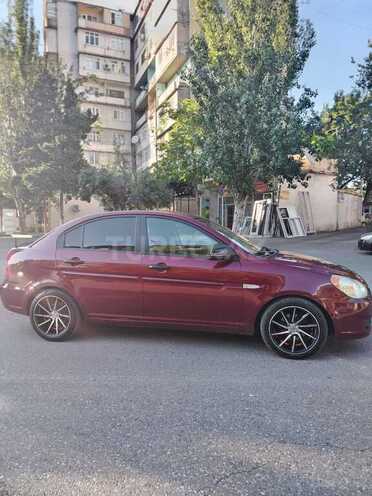Hyundai Accent-5