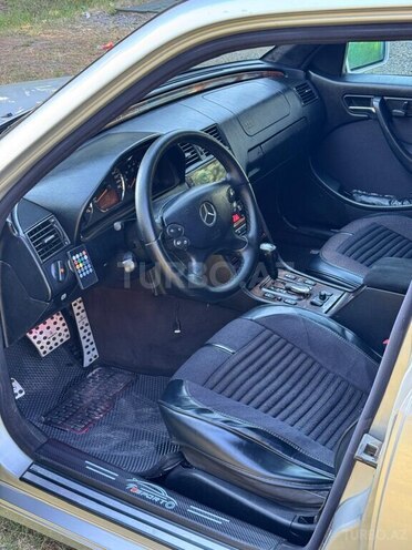 Mercedes C 240-9