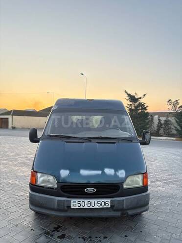 Ford Transit-1