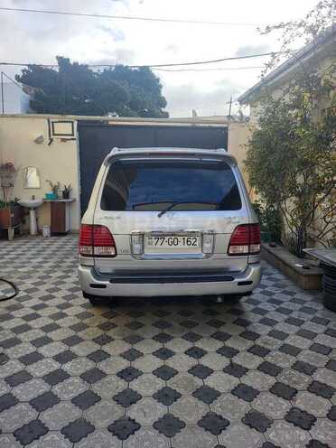 Lexus LX 470-2