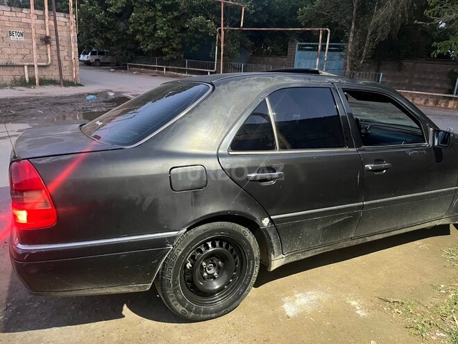 Mercedes C 180-9