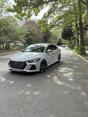 Hyundai Avante-1