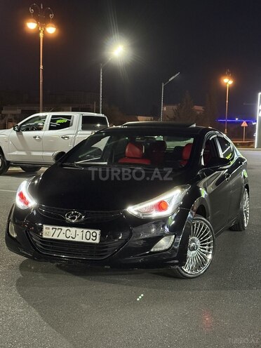 Hyundai Elantra-6