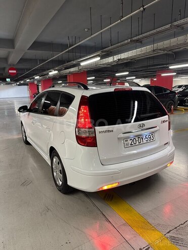 Hyundai i30-10