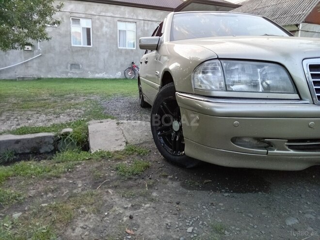 Mercedes C 180-2