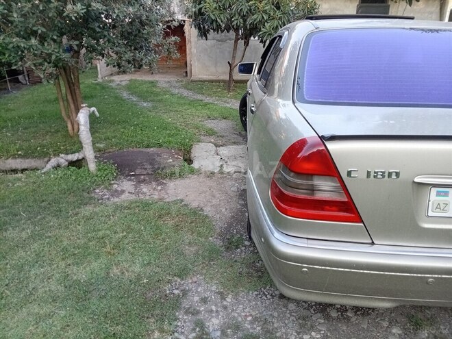 Mercedes C 180-4
