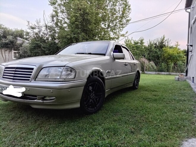 Mercedes C 180-7