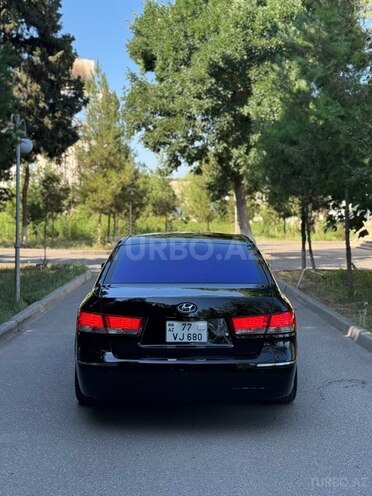 Hyundai Sonata-2