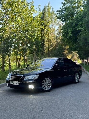 Hyundai Sonata-12