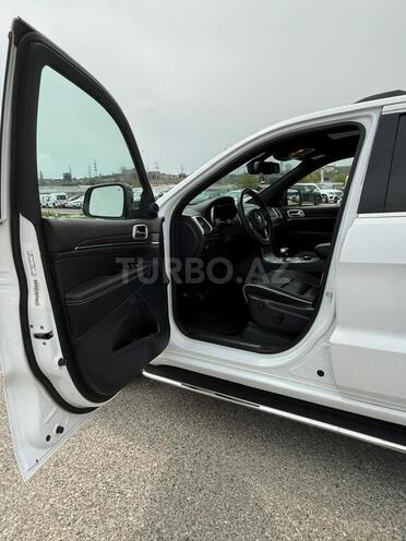 Jeep Grand Cherokee-9