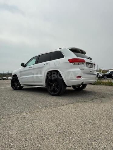 Jeep Grand Cherokee-3