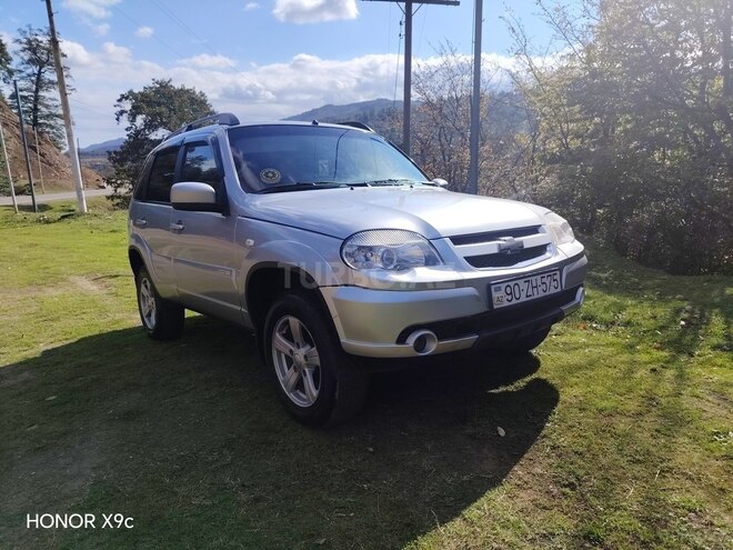 Chevrolet Niva-2