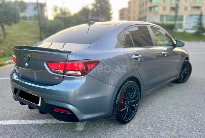 Kia Rio-16